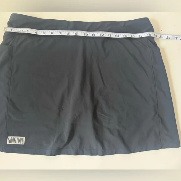 Smartwool Active Wool Lined Skirt Size L Skort Black Pockets Athletic Stretch - Picture 9 of 11